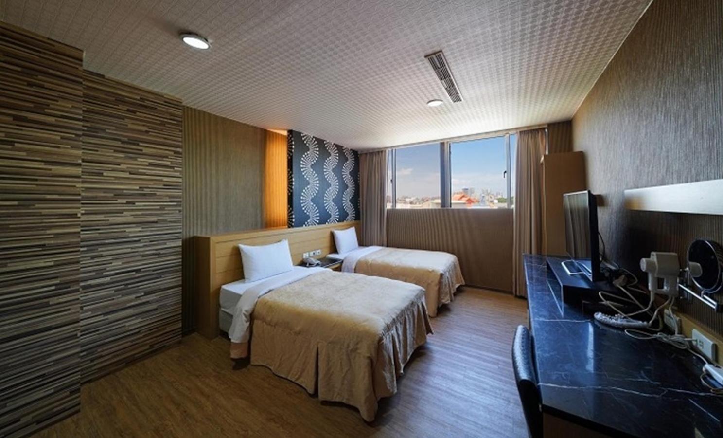 Hua Xiang Hotel -Zouying Гаосюн Екстер'єр фото